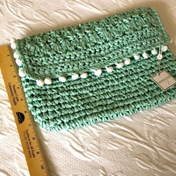 NWOT Shiraleah Linda ladies Clutch in a lovely soft sea foam green woven fabric. - Picture 5 of 8